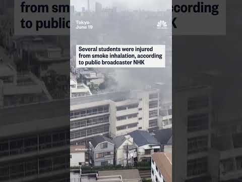 Fire at Japanese School: Students Rescued from Ledge