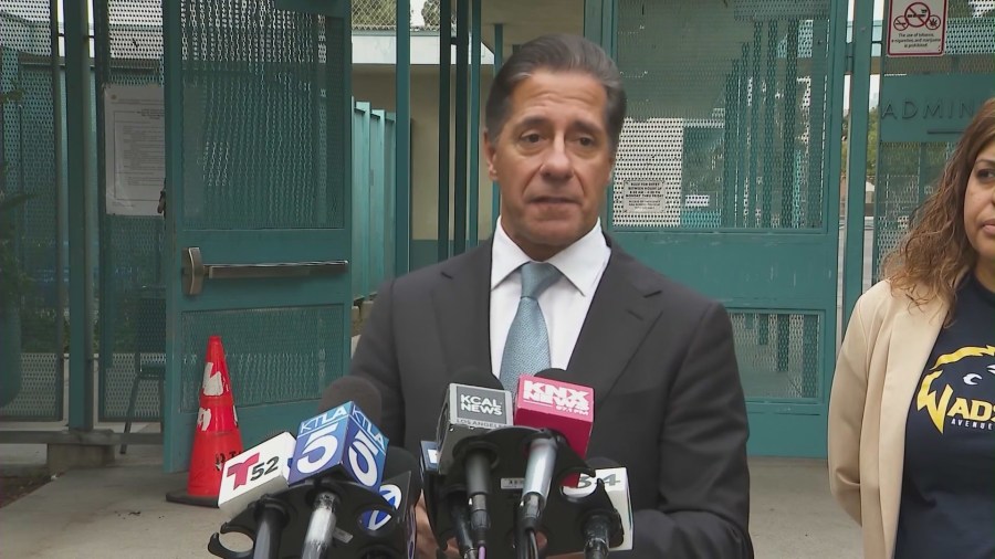 LAUSD Superintendent Resigns Amid FBI Investigation