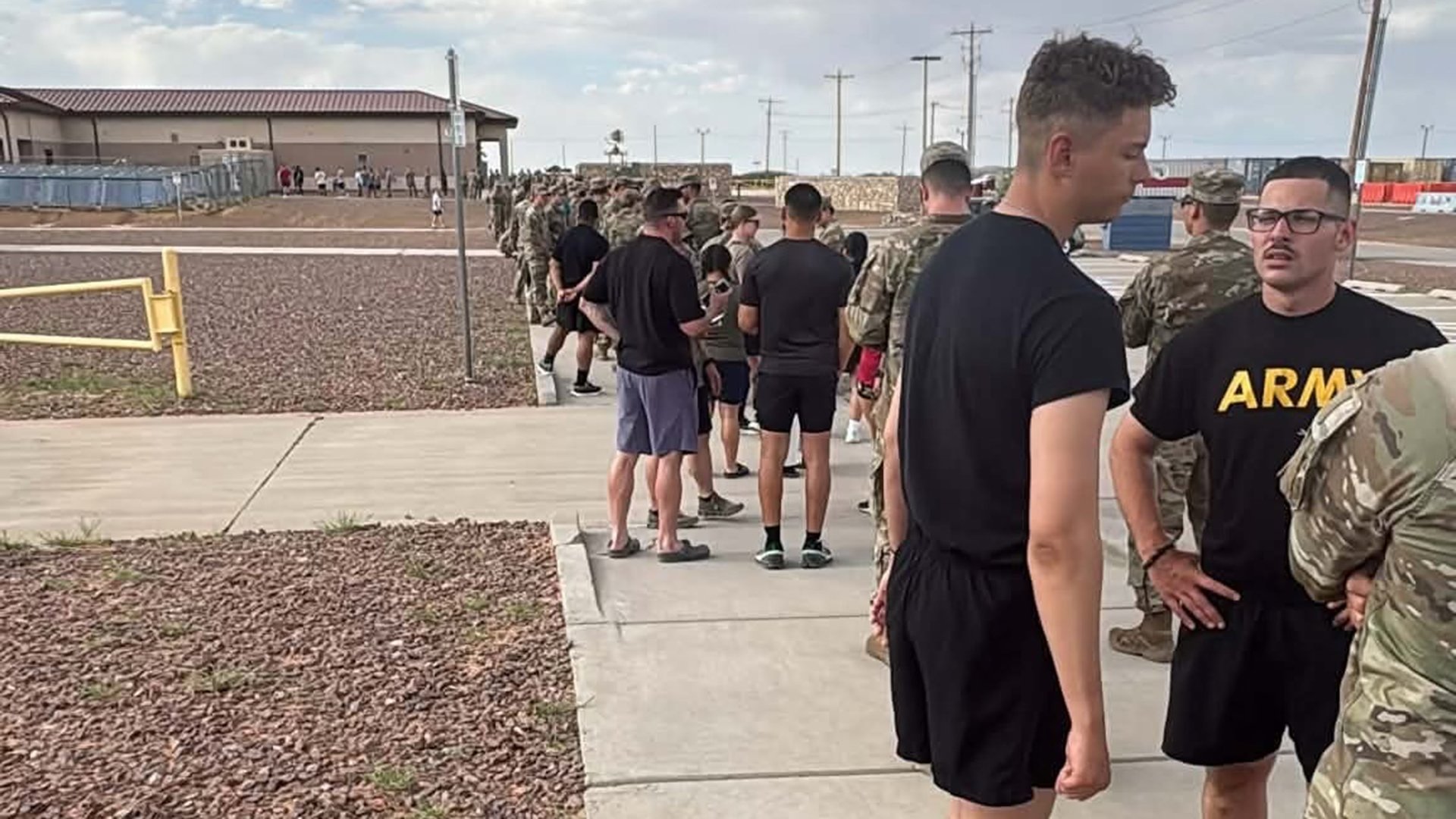Soldiers Miss Meals at New Mexico Base Due to Long Lines