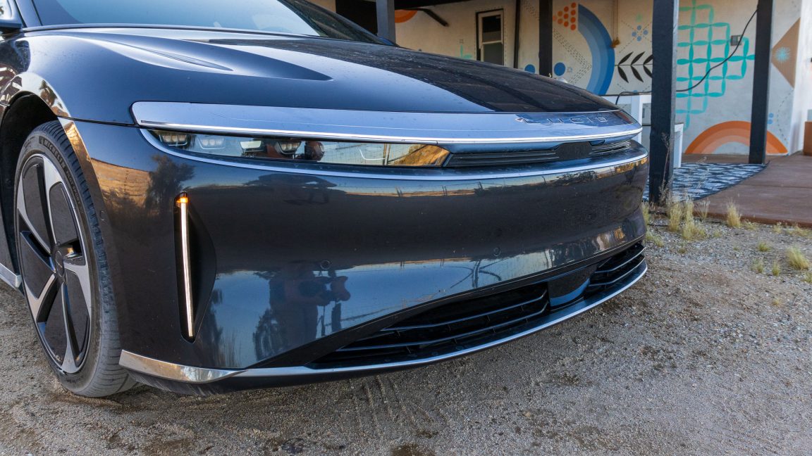 Lucid Motors Cuts 1,500 Jobs Amid Production Challenges