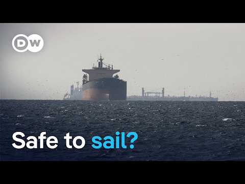 Evacuation in Strait of Hormuz Amid Ongoing Risks