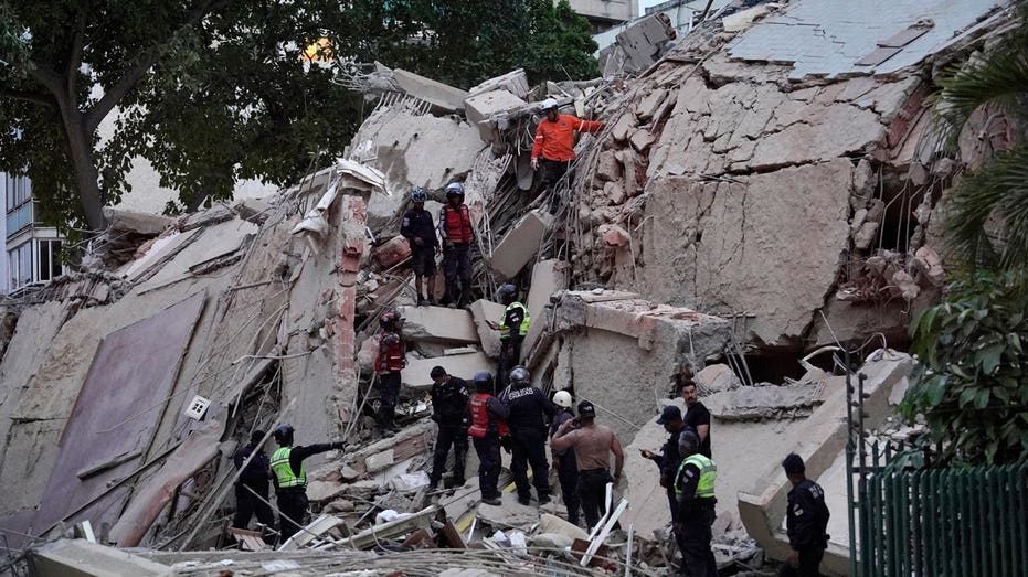 Trump Calls for U.S. Aid After Venezuela Earthquakes