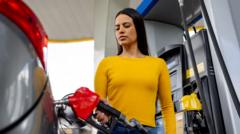 Oil Prices Fall to Pre-Iran War Levels Amid Resuming Traffic