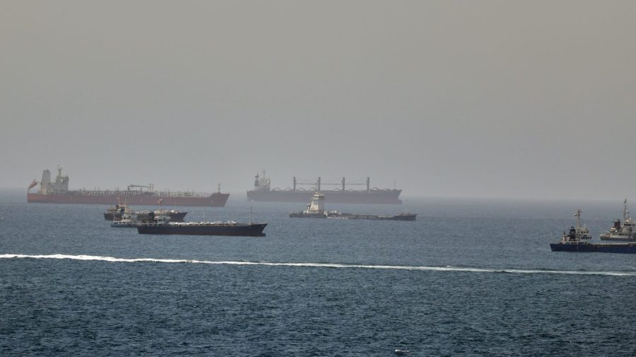 US Forces Target Iran: Latest Strikes Explained