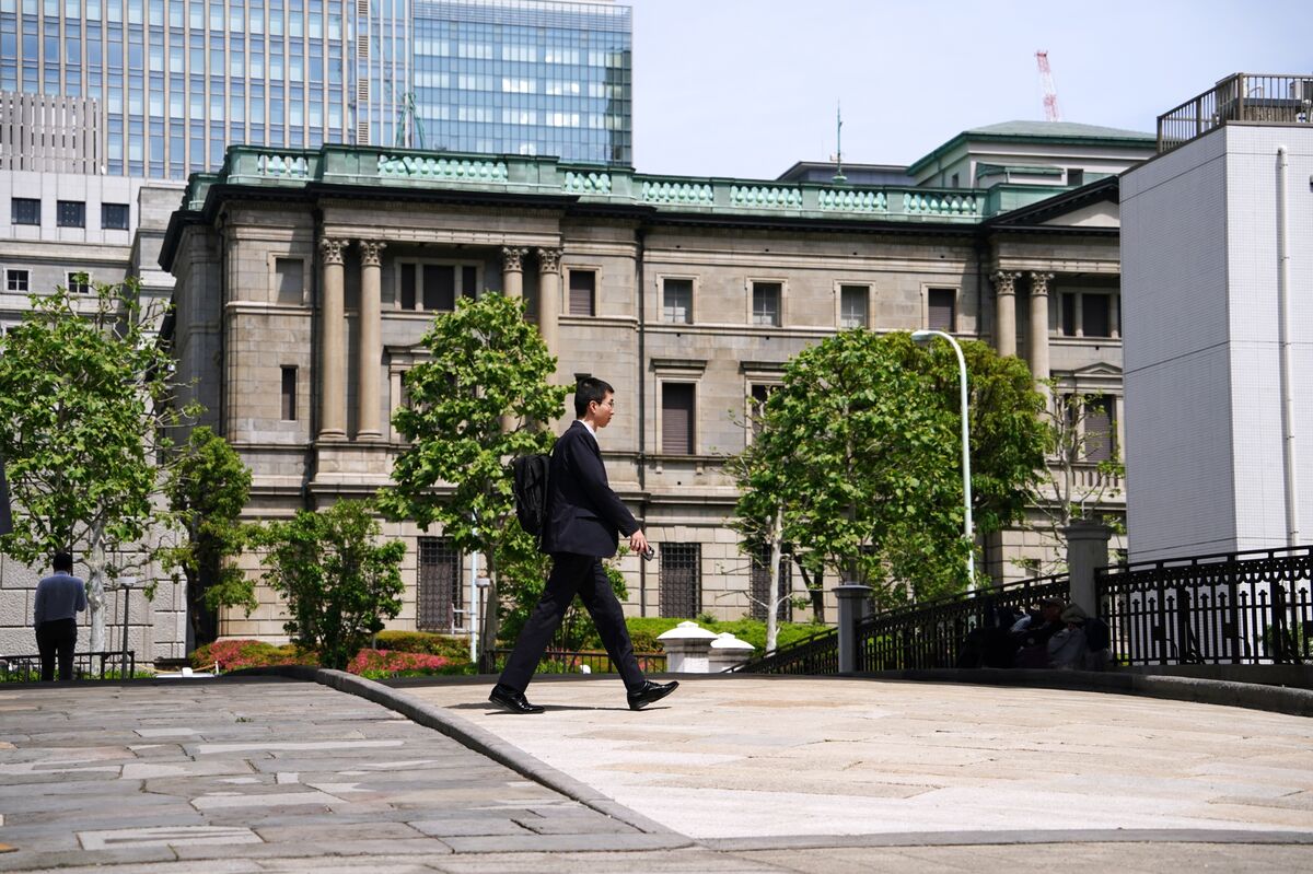 Japan Advocates ‘Appropriate’ Monetary Policy Management