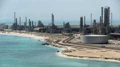 Fourteen Killed in Aramco Helicopter Crash