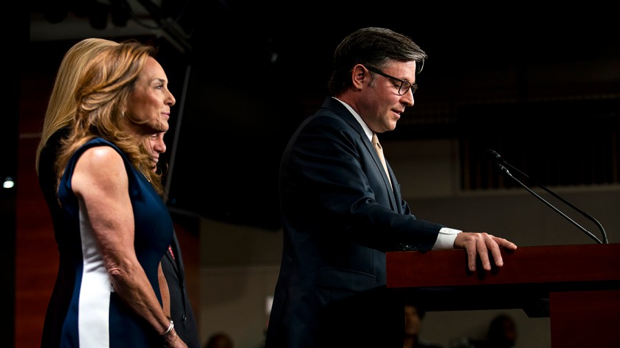 House Adjourns Early Amid GOP Infighting