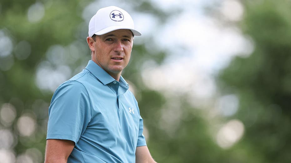 Spieth: Gambling Impacting Golf Crowds Needs Urgent Action