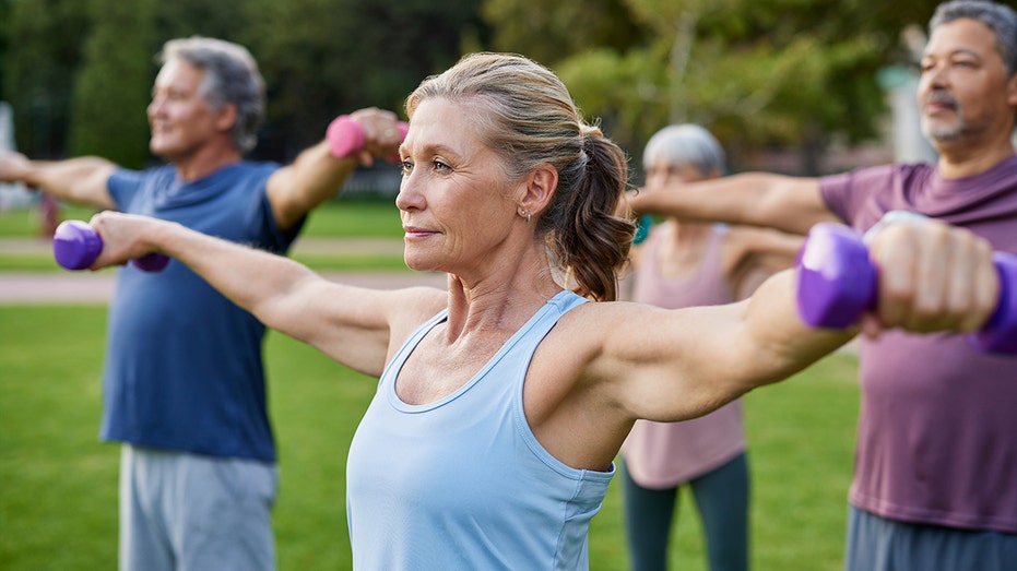 Weightlifting Linked to Longer Life, Study Reveals