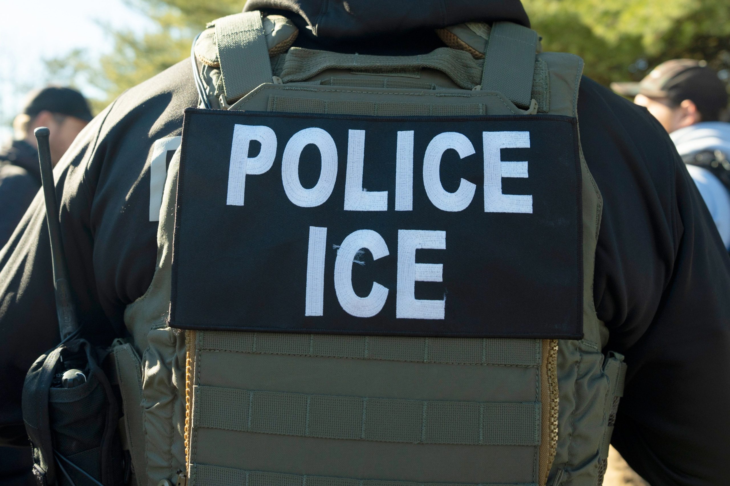 Suspect Strikes ICE Agent, Flees Custody in N.J.