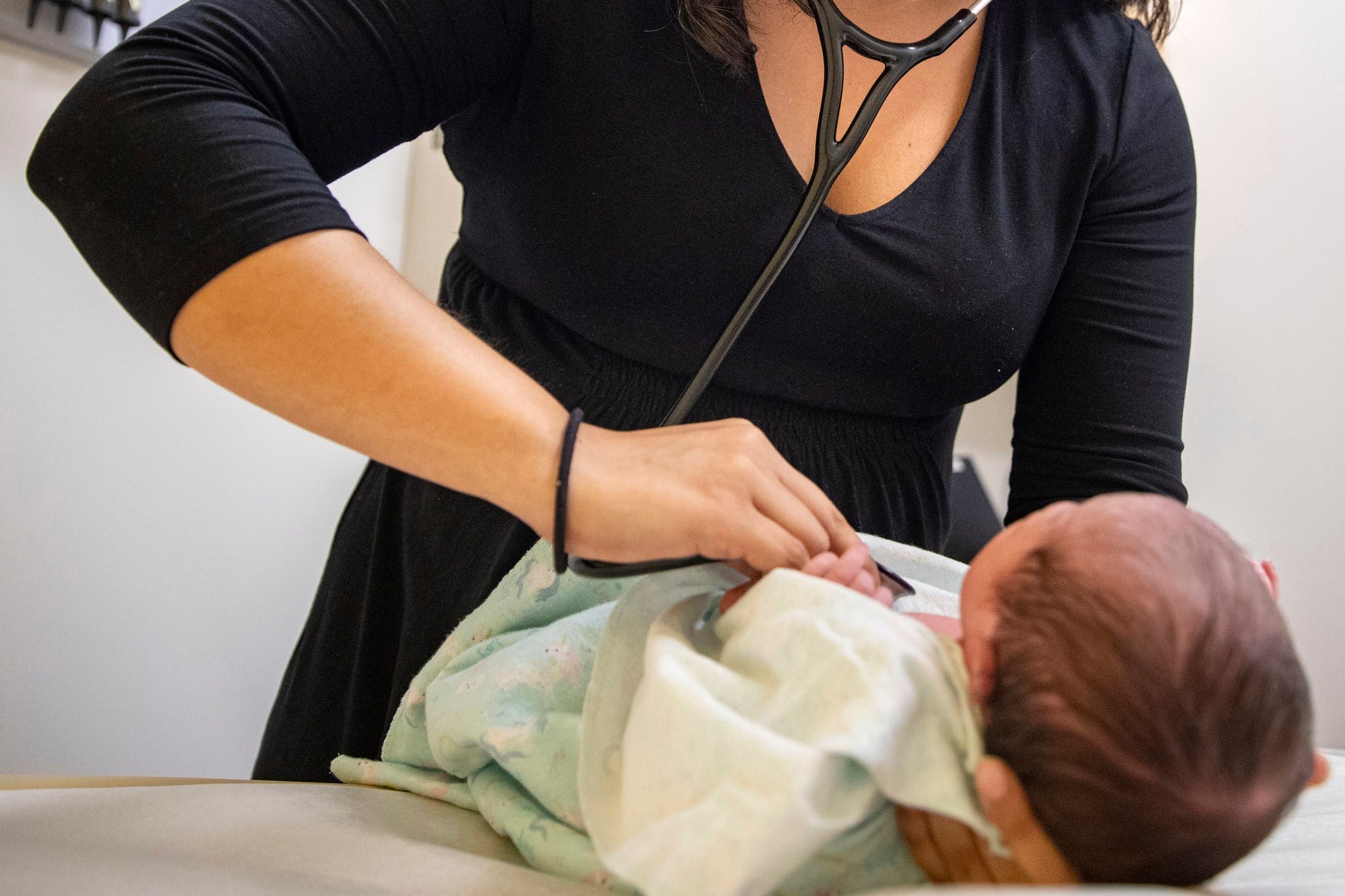 N.J. Breastfeeding Services Face Pay Cuts Due to Insurance Change