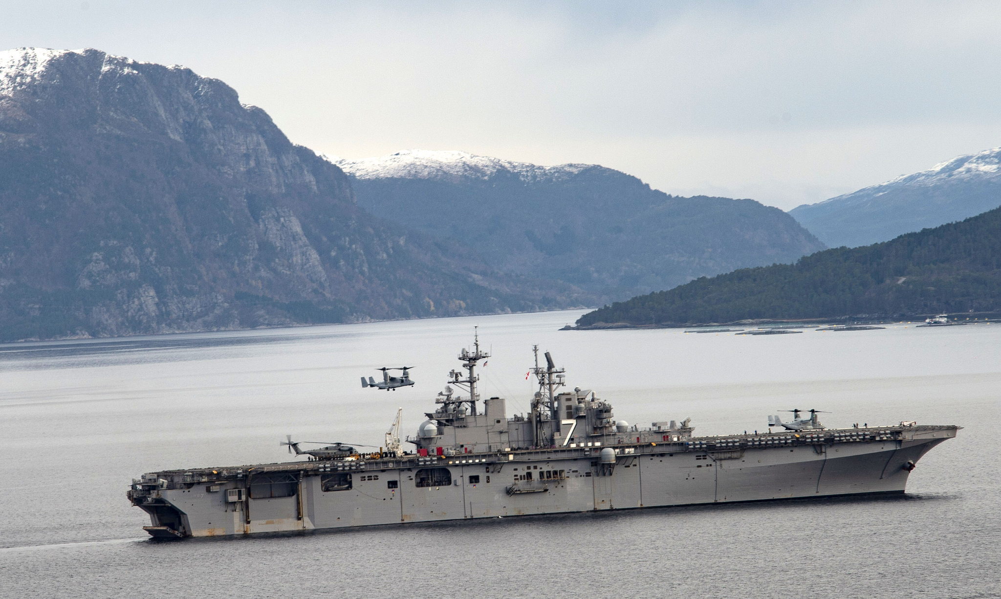 US Cuts Aircraft and Warships for NATO in Europe