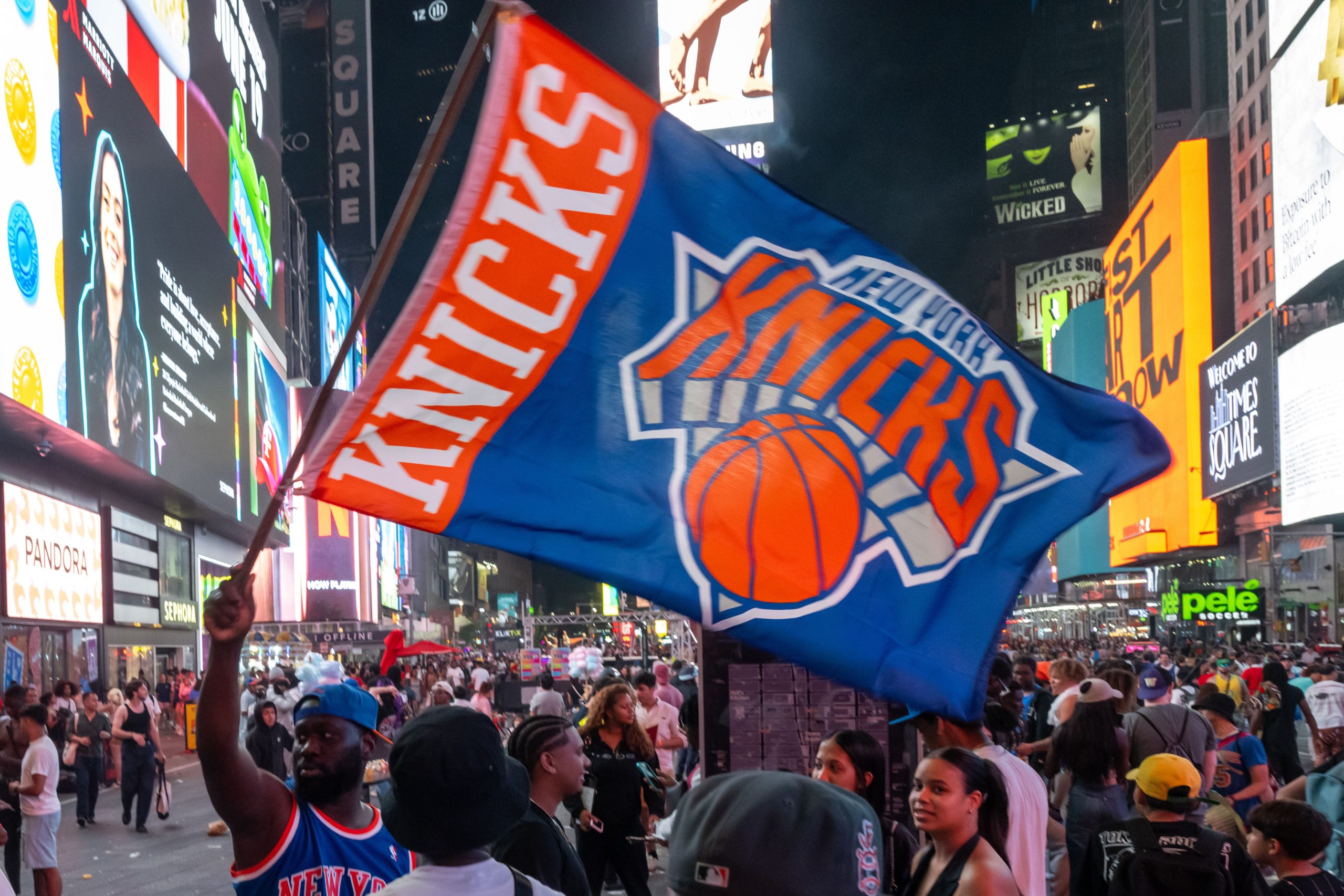 NYC Food Deals for Knicks Championship Parade