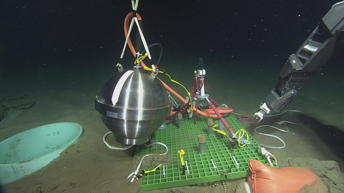 Trump Administration Retains Ocean Monitoring Programs