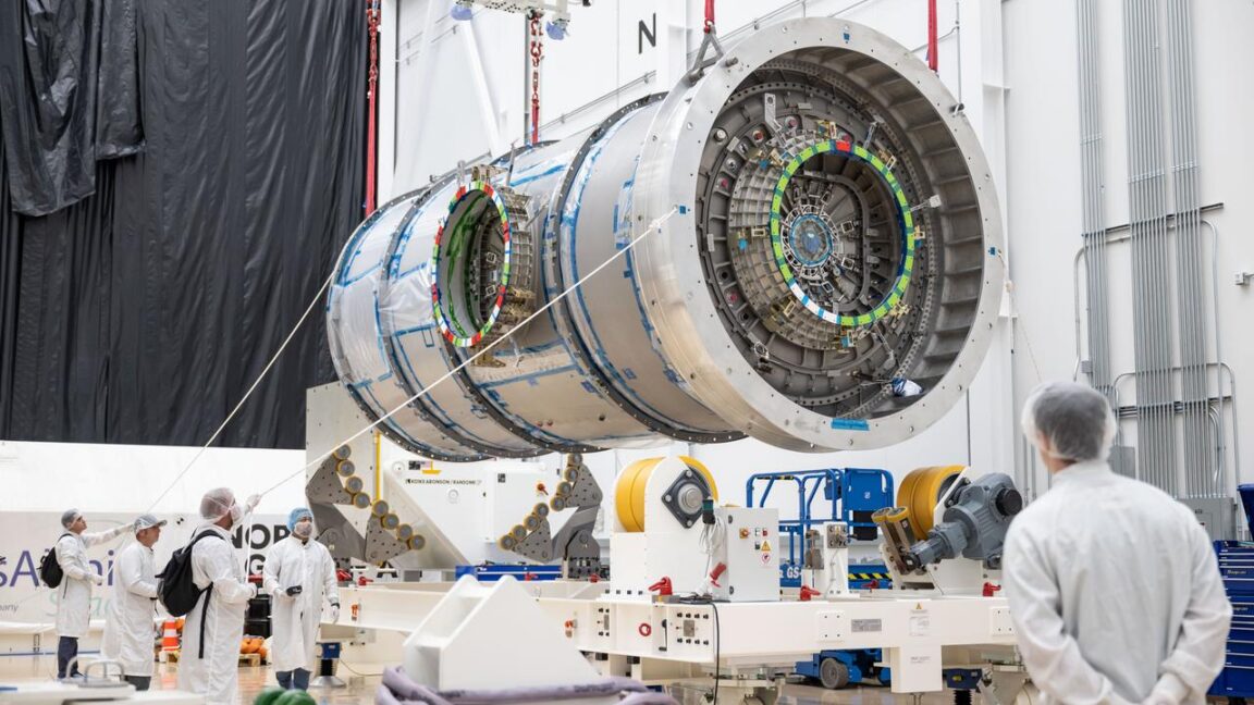 NASA Halts Northrop Grumman’s HALO Module Development