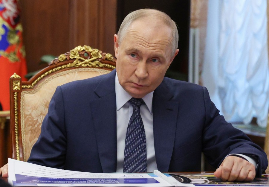 Putin’s Regime Faces Crisis Amid Ukraine Conflict