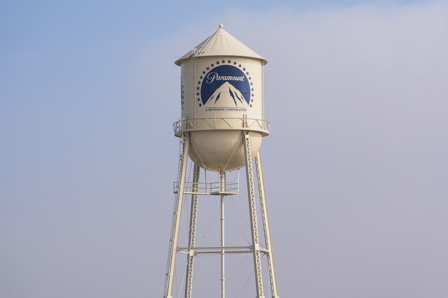 Dem Senators Urge FCC to Halt Paramount-Warner Deal