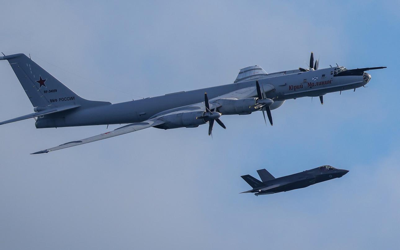 British F-35s intercept Russian aircraft near carrier strike group