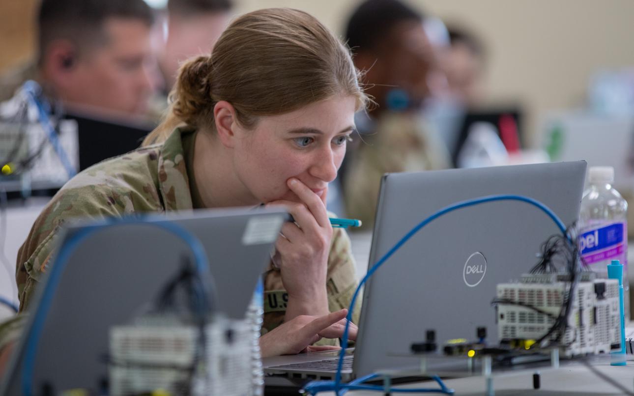 New Army exit survey places soldier sentiment at command fingertips
