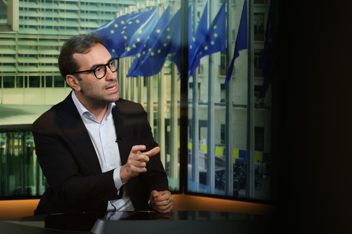 Spain’s Cuerpo Sees ‘Window of Opportunity’ for Joint EU Debt