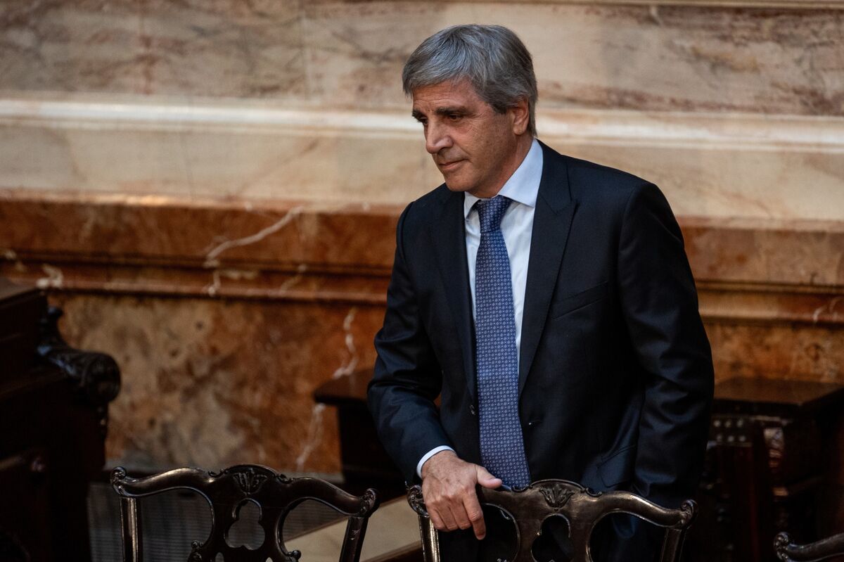Argentina to Repay $4 Billion, Defying Critics Who Doubted Tack