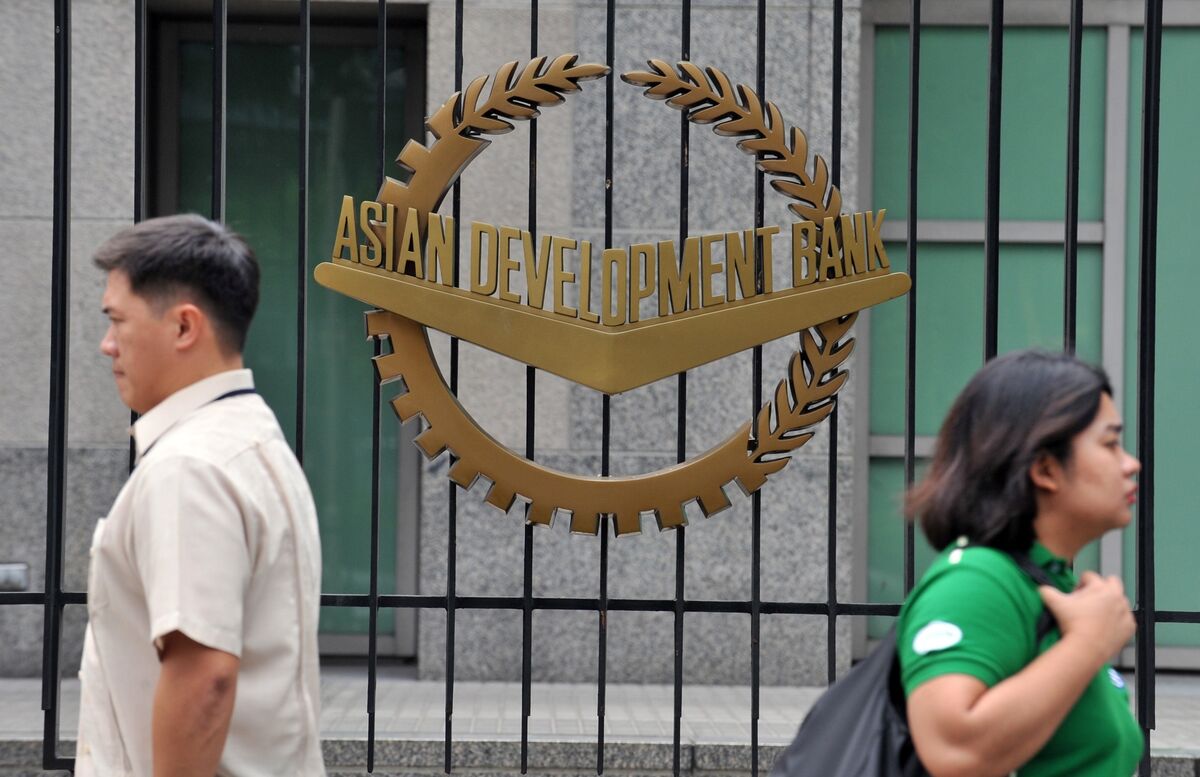 Asia Growth Improves But ADB Warns of Persistent Headwinds