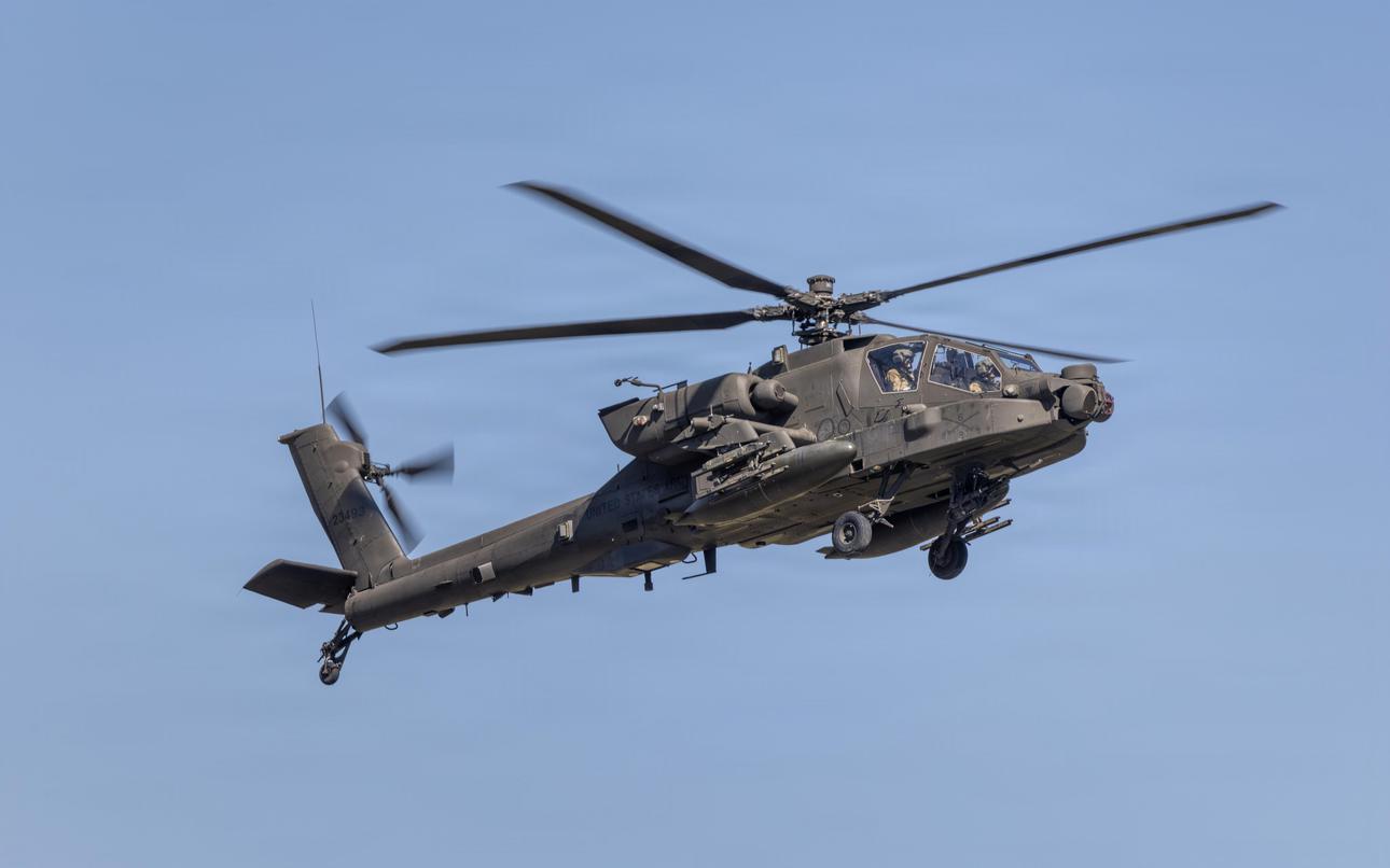 Pentagon reinstates suspended Apache pilots following July 4 flyover