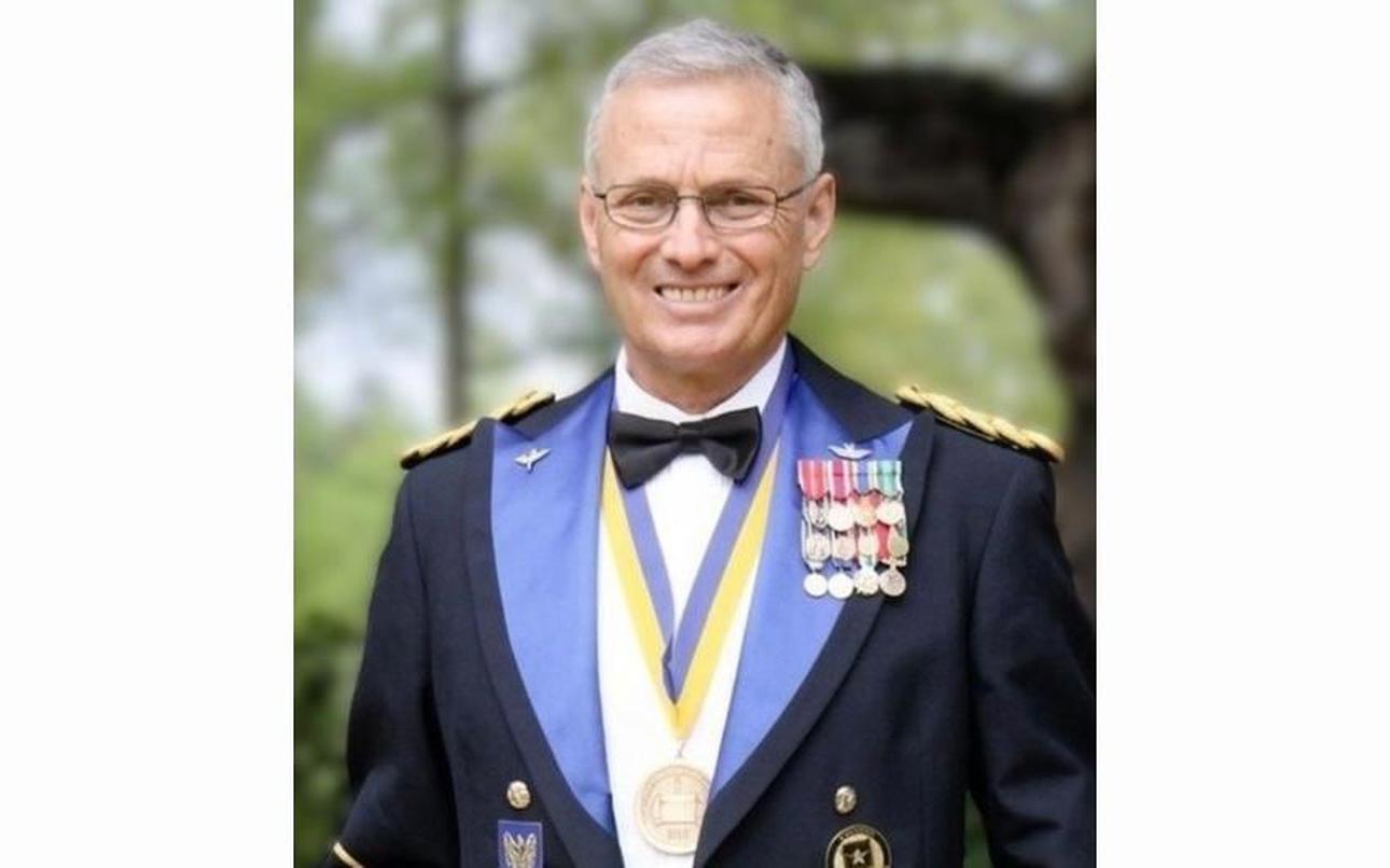 Decorated Army veteran killed by falling tree while walking with grandson