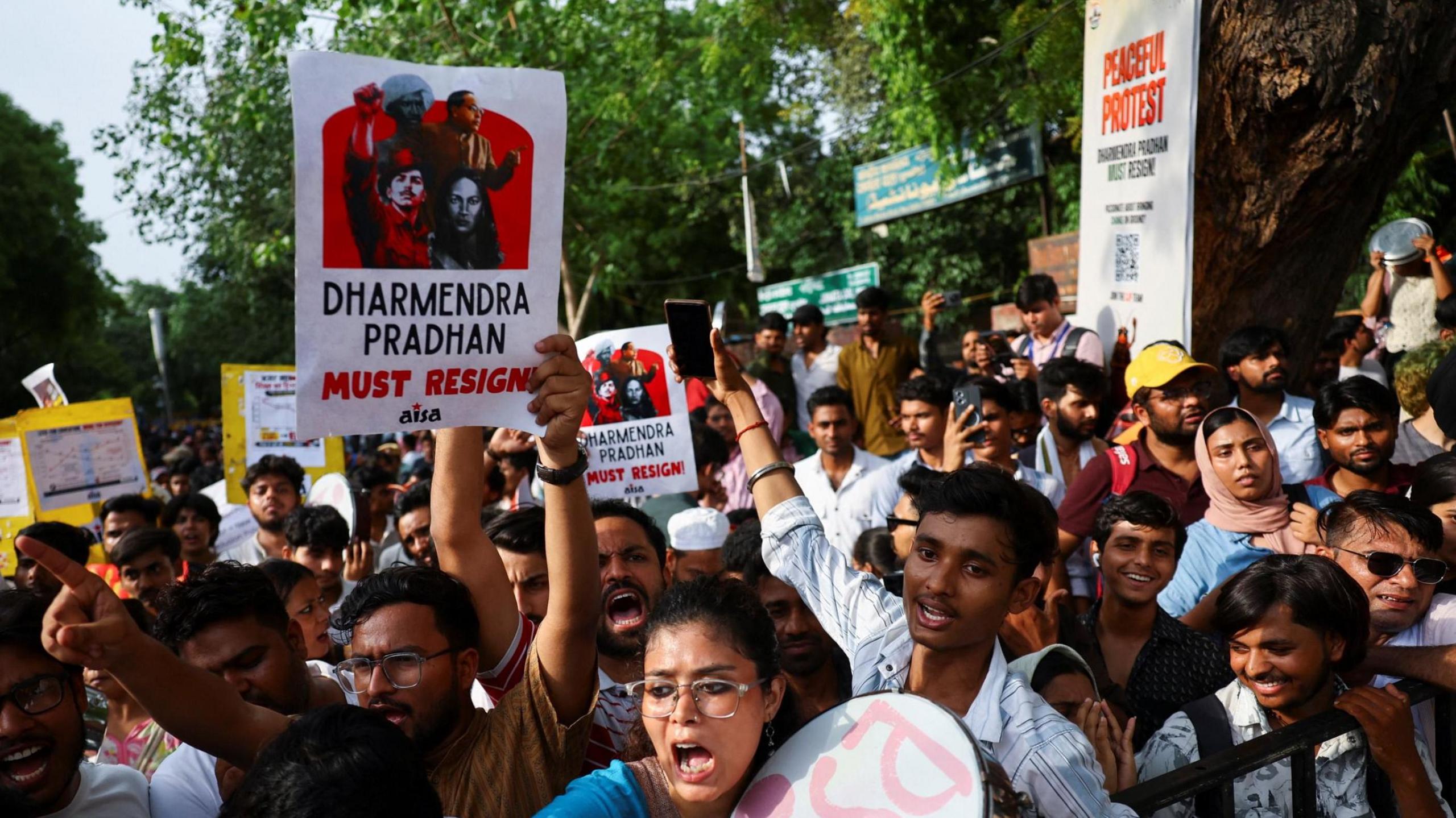 Indian activist on hunger strike at 'cockroach' protest loses 8.2kg