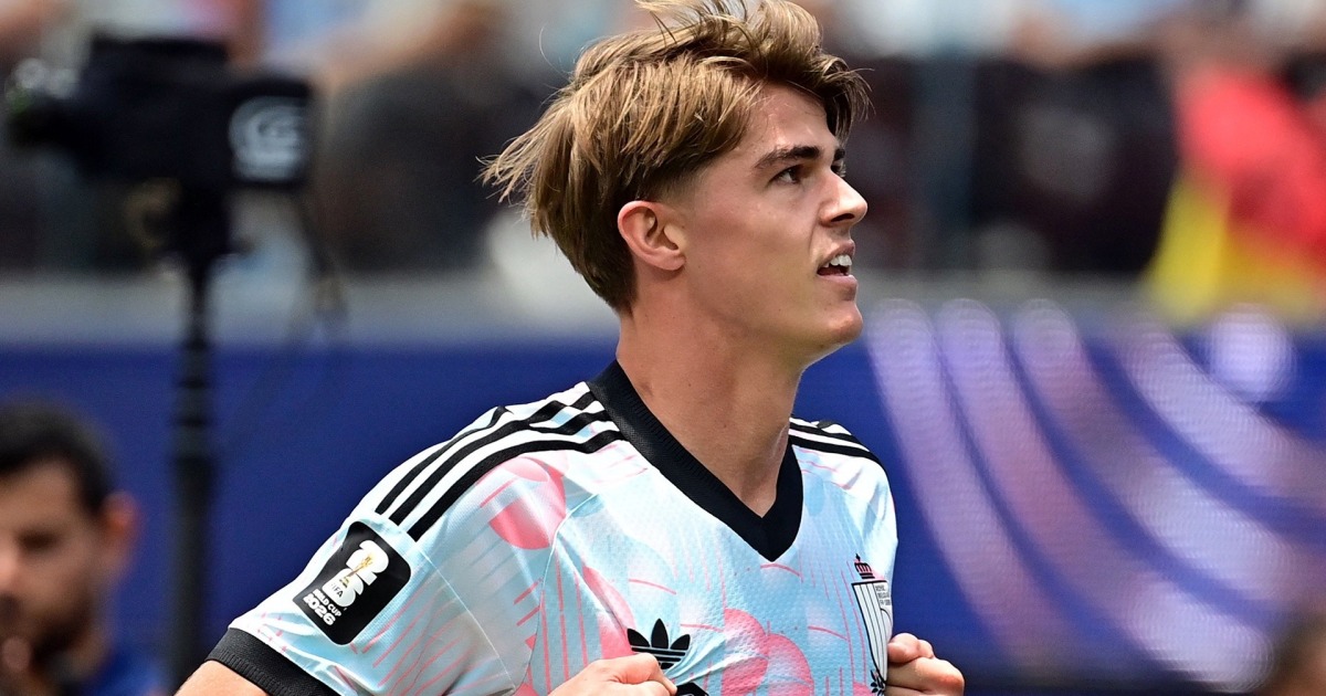Gol de Charles De Ketelaere y Bélgica lo empata frente a España