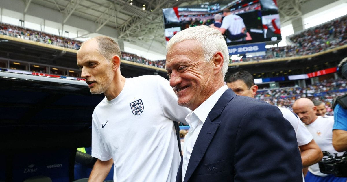 Tuchel y Deschamps se abrazan previo al enfrentamiento entre Inglaterra y Francia