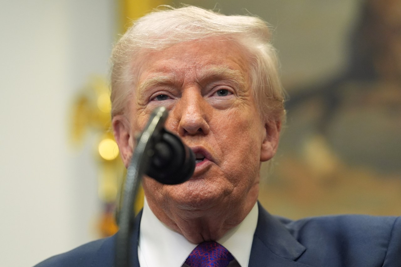 Trump calls for review after climate manual for judges withdrawn