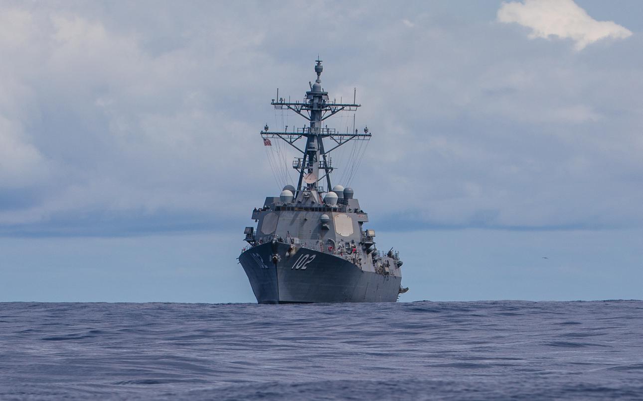 Navy ship spills up to 5,000 gallons of diesel into Elliott Bay after fueling mishap