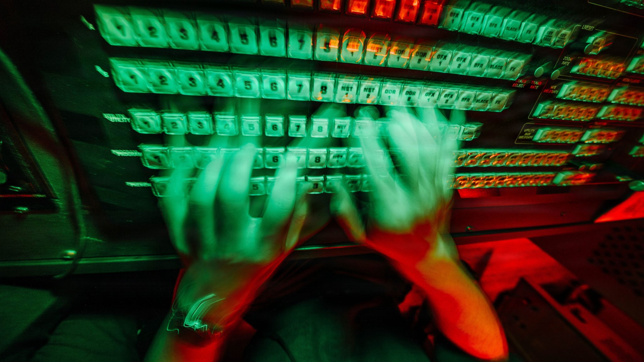 Navy redesignates Information Professionals as ‘Communications Systems Warfare Officers’