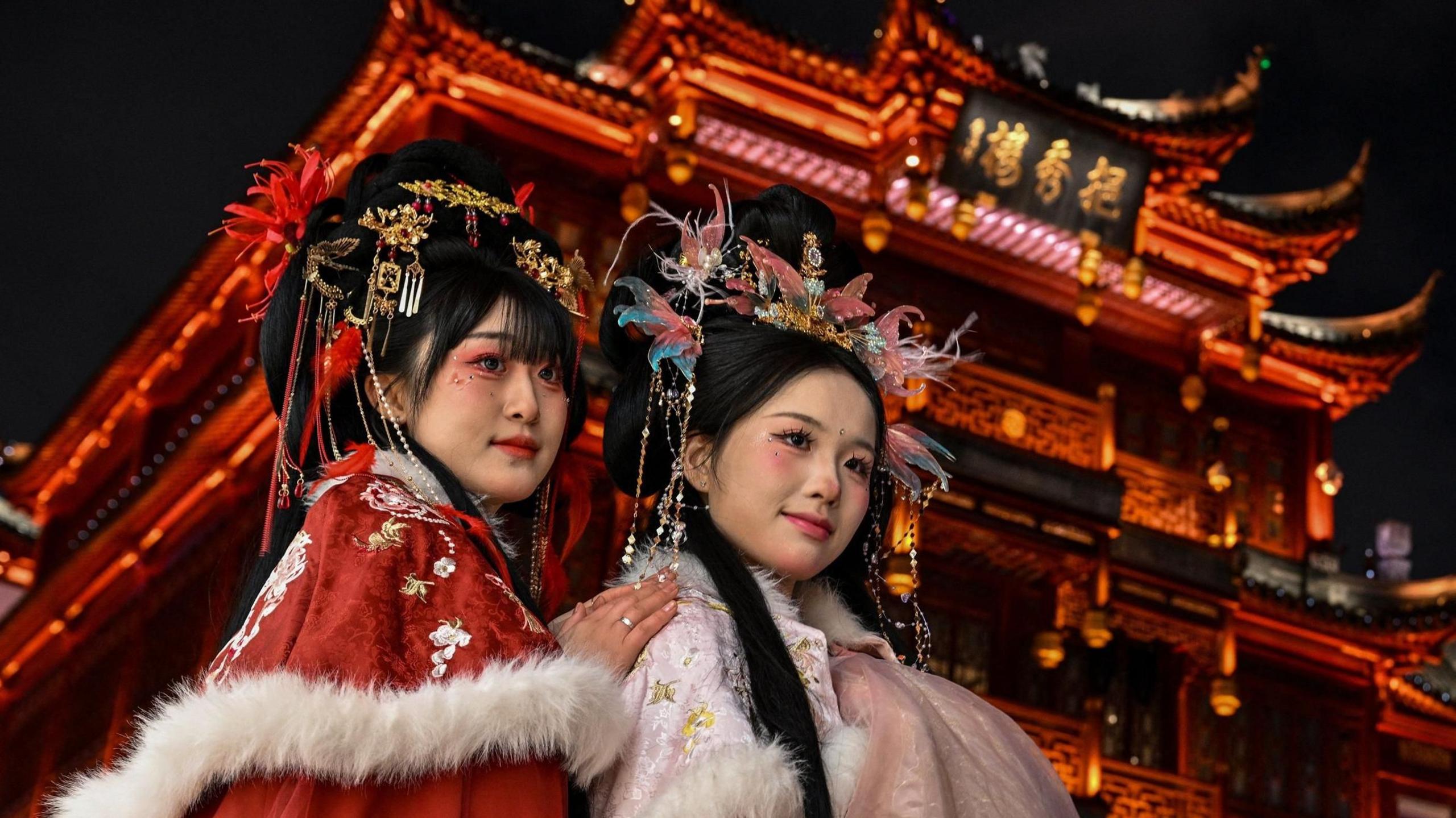 More people around the world now favour China over the US, Pew study suggests