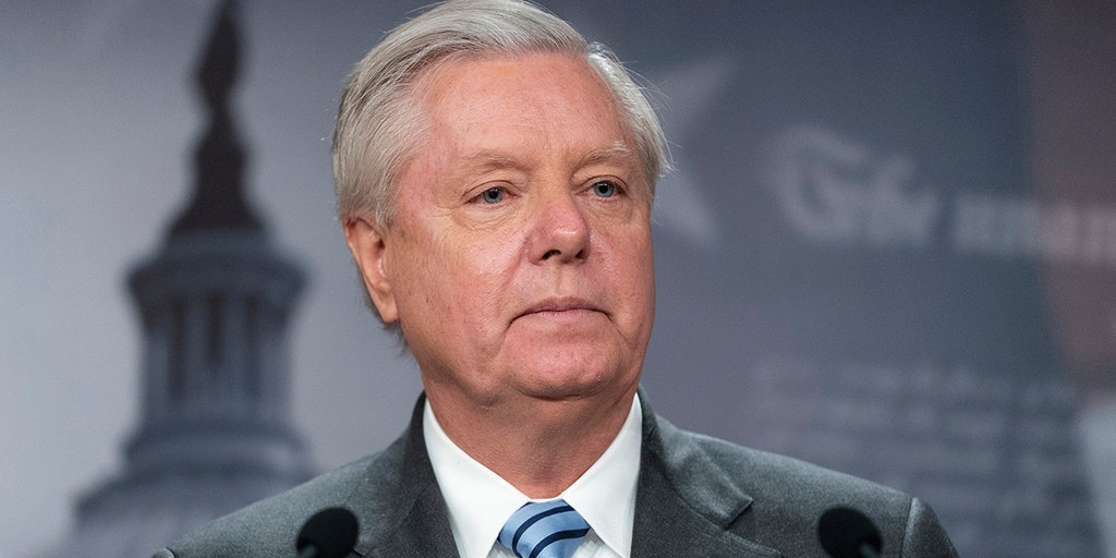 Sen. Lindsey Graham dead at 71 after 'brief and sudden' illness, office says