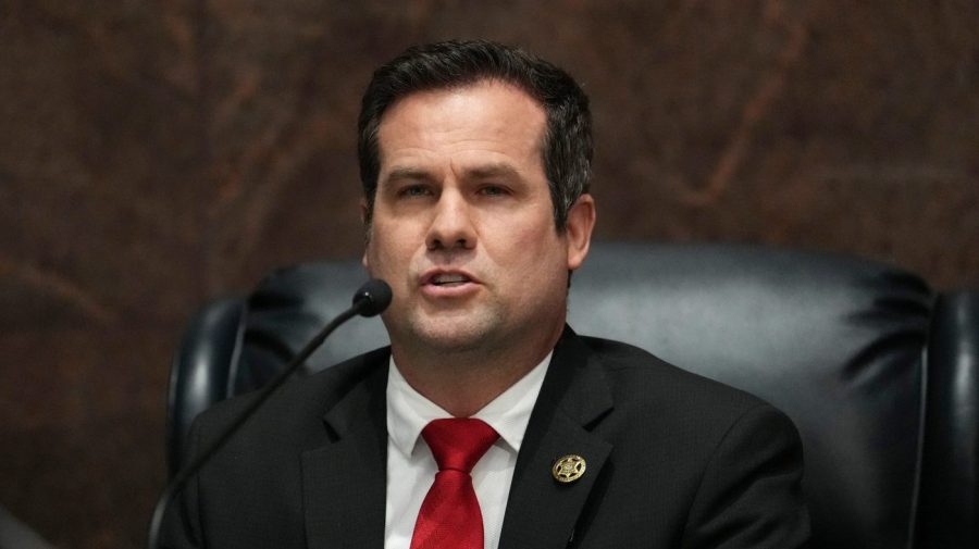 Arizona Senate president who gave 2020 election records to FBI wins attorney general GOP primary 