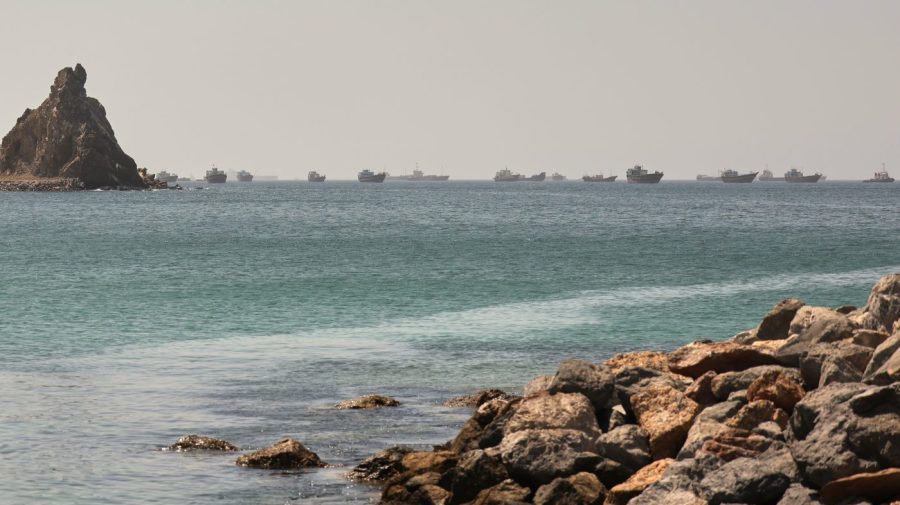 US military boards oil tanker in Gulf of Oman 