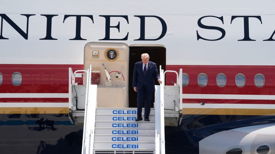 DOJ subpoenas New York Times journalists over Air Force One report
