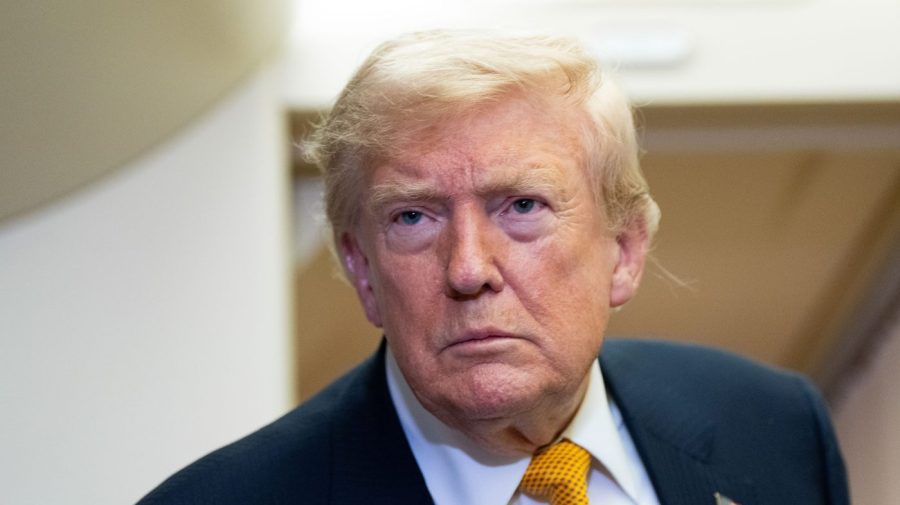 Trump reimposes blockade on Strait of Hormuz, declares 20 percent US toll on shipping
