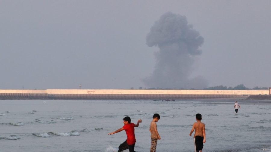 US military resumes Strait of Hormuz naval blockade