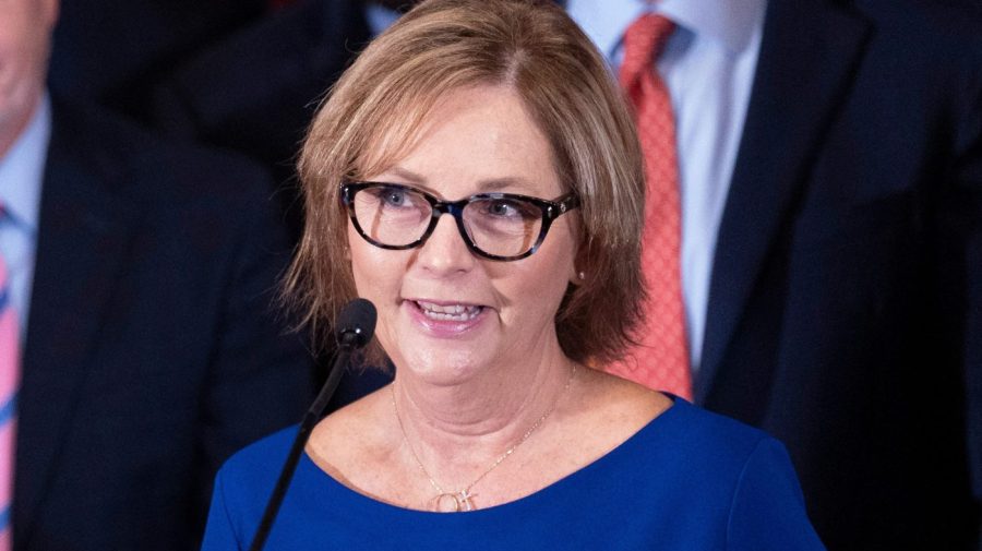 Darline Graham, sister of late Sen. Lindsey Graham, sworn in as senator