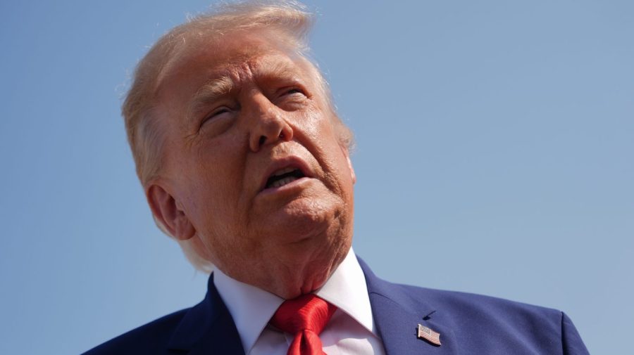 6 in 10 Americans disapprove of Trump's job performance: Survey