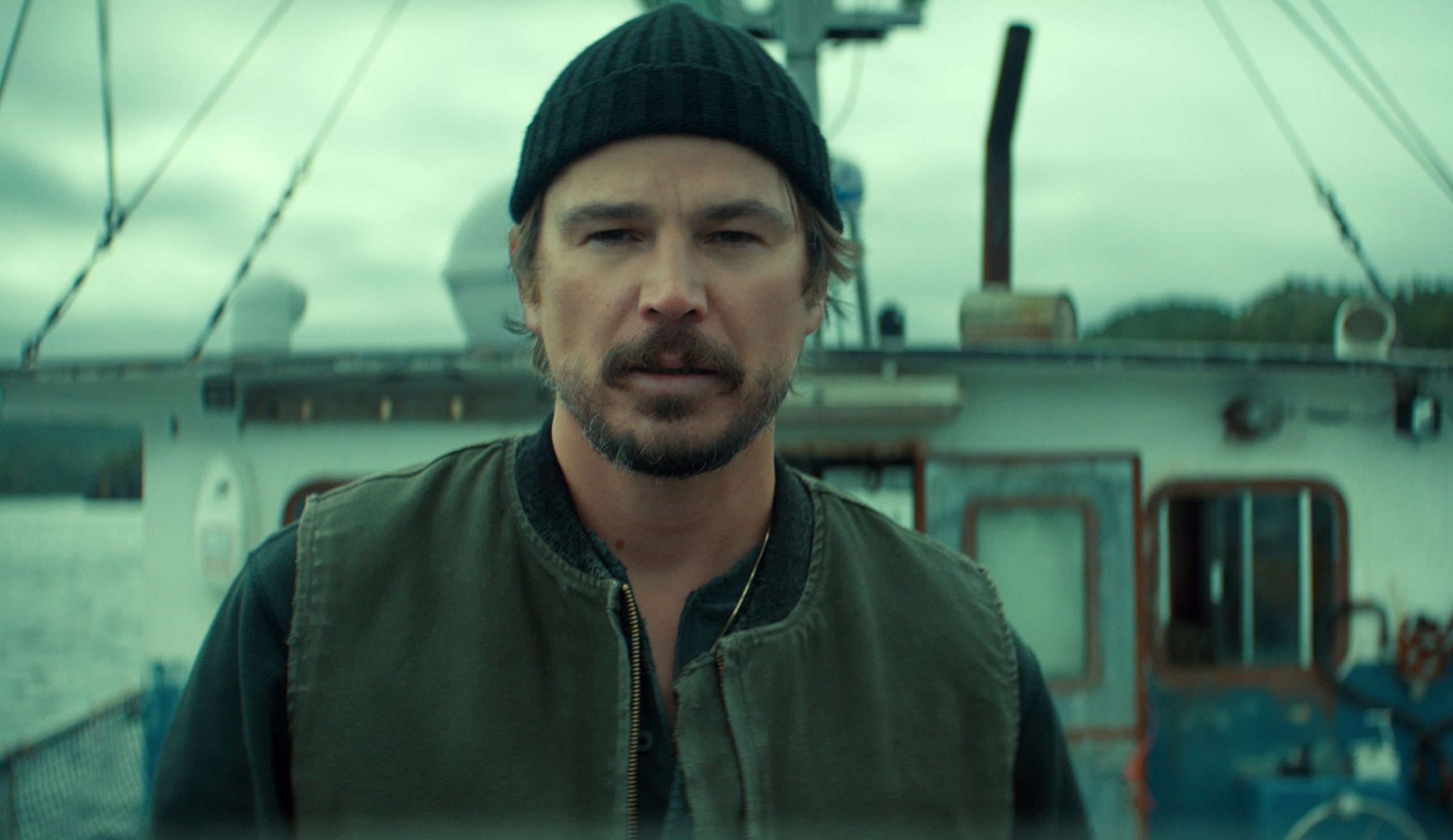 Josh Hartnett Battles a Sea Monster in First Teaser for Netflix Thriller Series ‘Below’