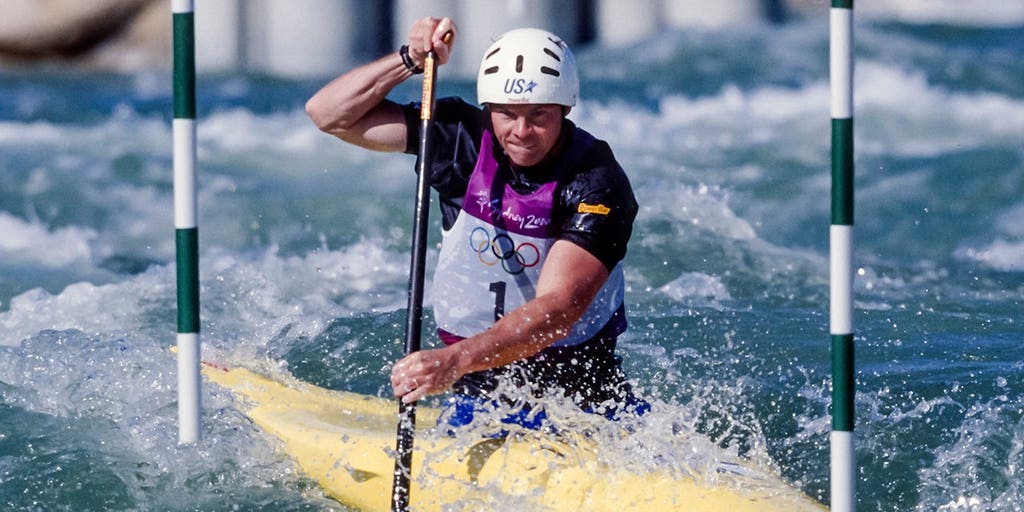Former US Olympian David Hearn pleads not guilty in Reflecting Pool vandalism case