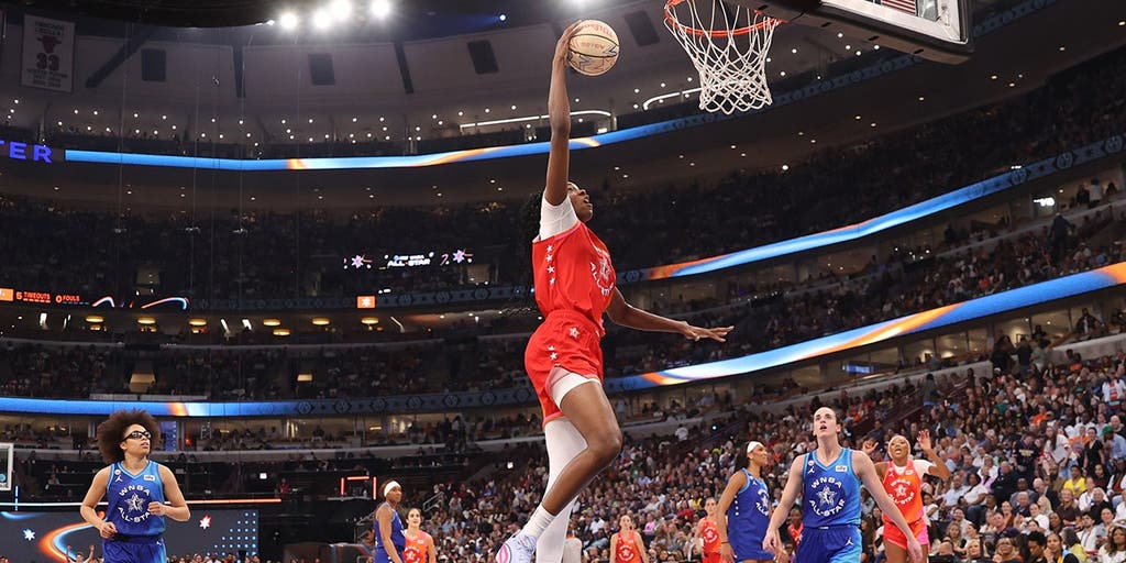 Seattle Storm's Dominique Malonga becomes youngest player to dunk in WNBA All-Star Game history