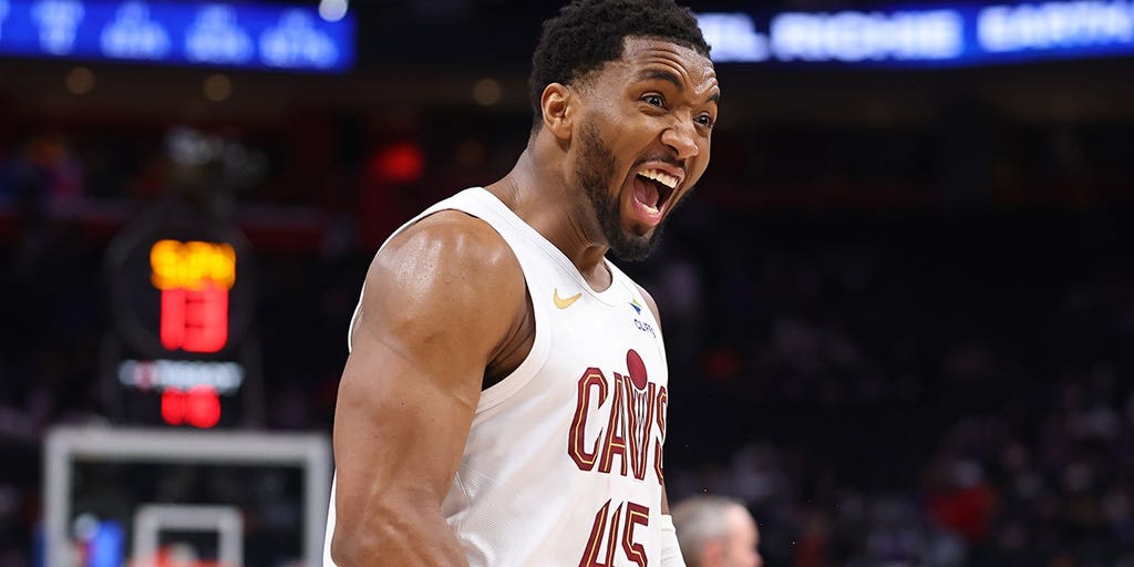 Donovan Mitchell signs massive $273M Cavaliers extension as LeBron James return speculation grows