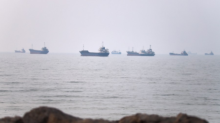 Oil hits $100 per barrel