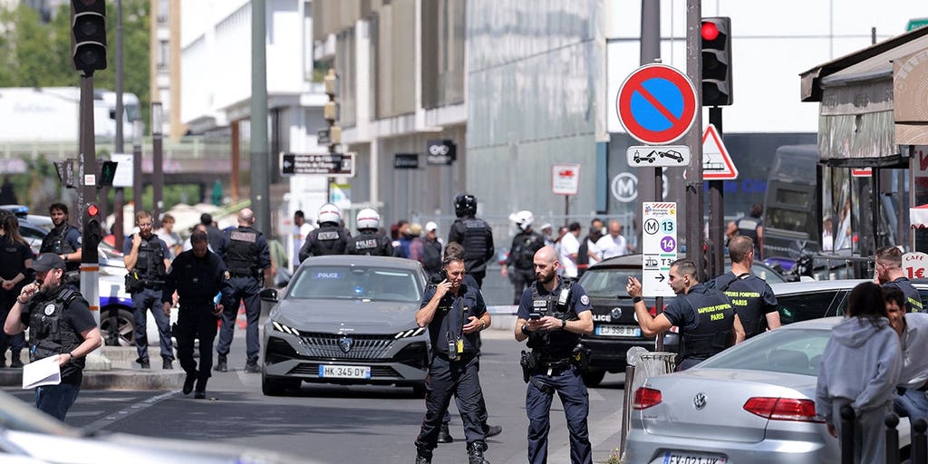 'Allah commanded me': Three women stabbed in Paris, crowd subdues suspect