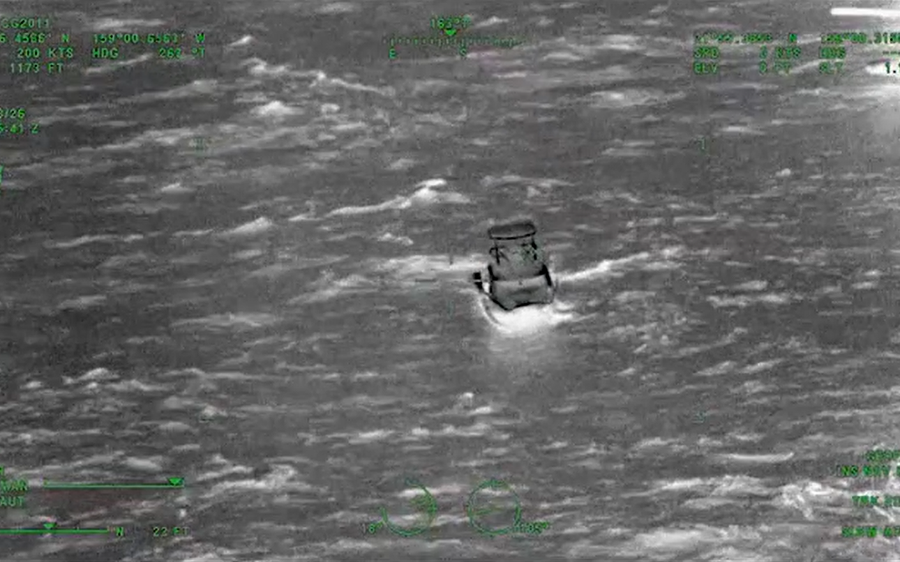 Coast Guard rescues man from sinking catamaran off Kauai